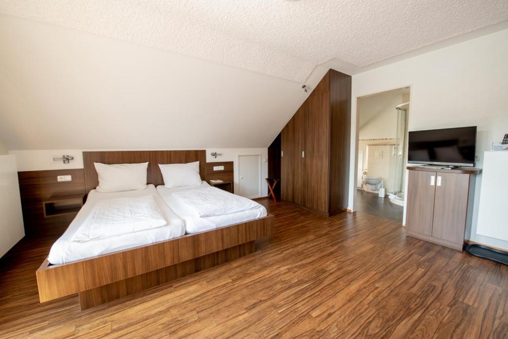 Garni Hotel Henn Simmerath Εξωτερικό φωτογραφία