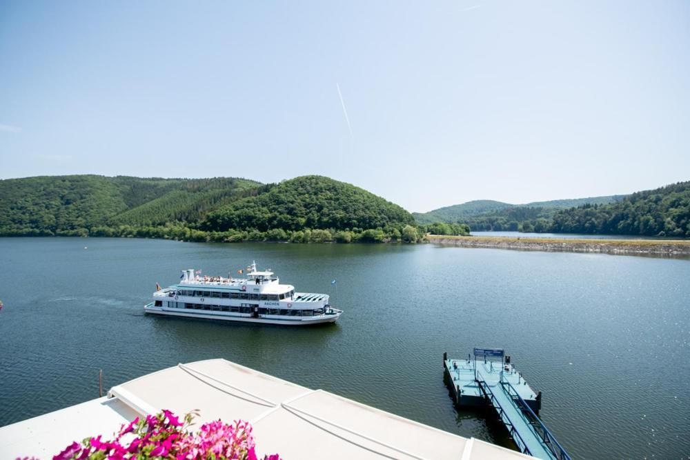 Garni Hotel Henn Simmerath Εξωτερικό φωτογραφία